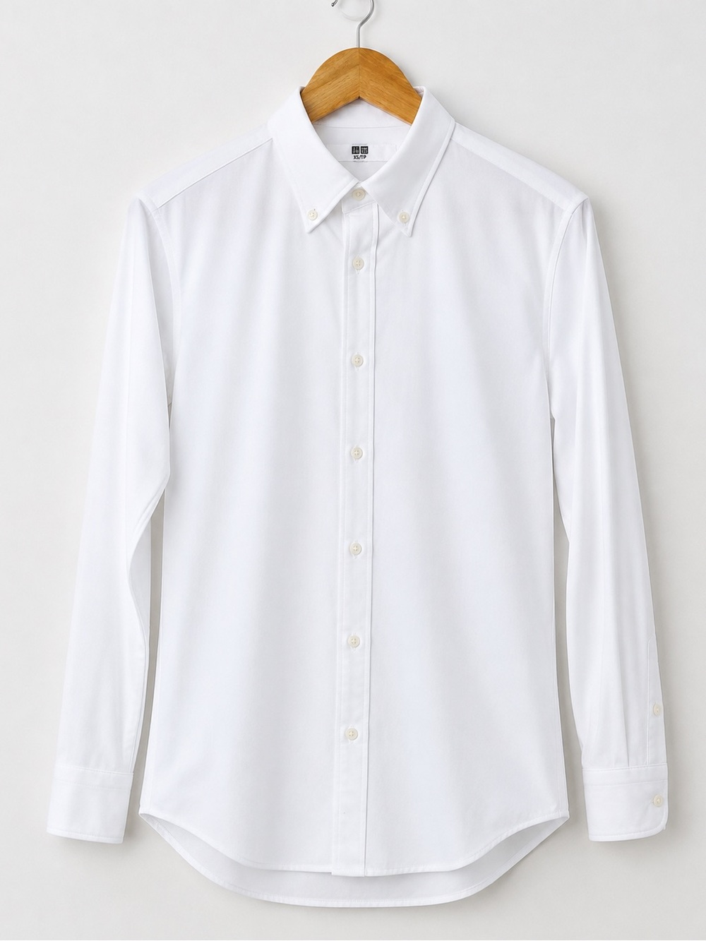 The Boys Screen Worn Uniqlo White Oxford Dress Shirt Men’s XS